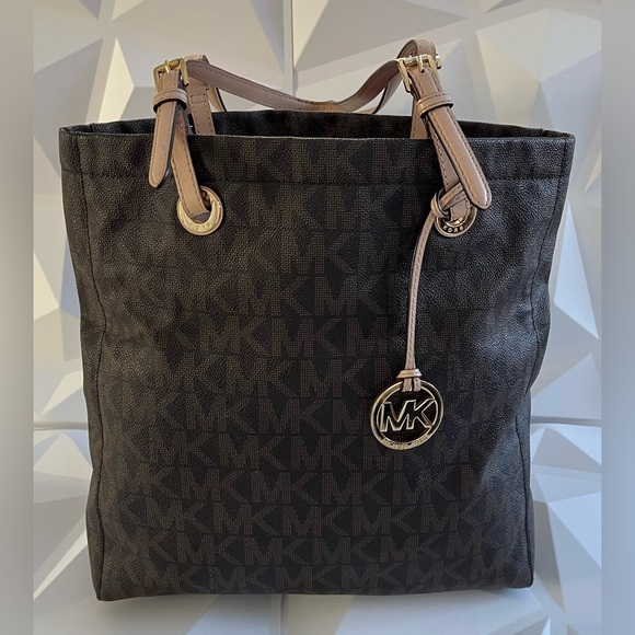 Michael Kors Signature Leather Jet Set Tote Brown Shoulder Bag - Picture 4 of 16